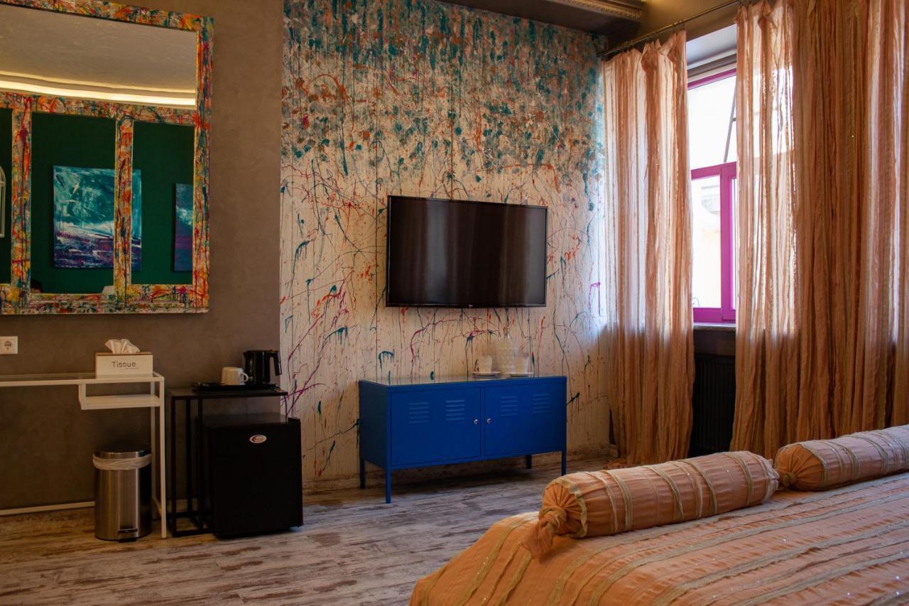 Manna Boutique Hotel (Adults Only) Kyiv Exterior photo