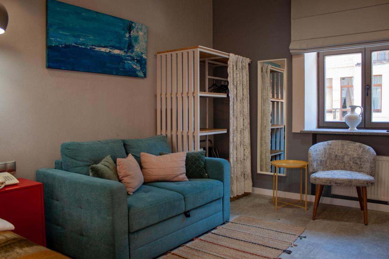 Manna Boutique Hotel (Adults Only) Kyiv Exterior photo