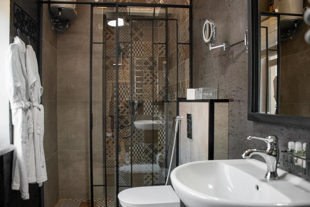 Manna Boutique Hotel (Adults Only) Kyiv Exterior photo