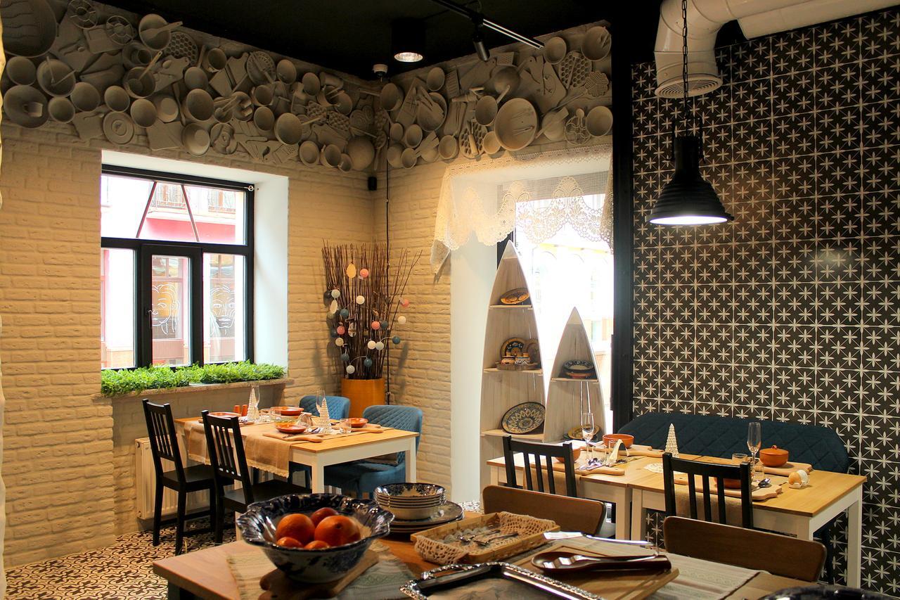 Manna Boutique Hotel (Adults Only) Kyiv Exterior photo