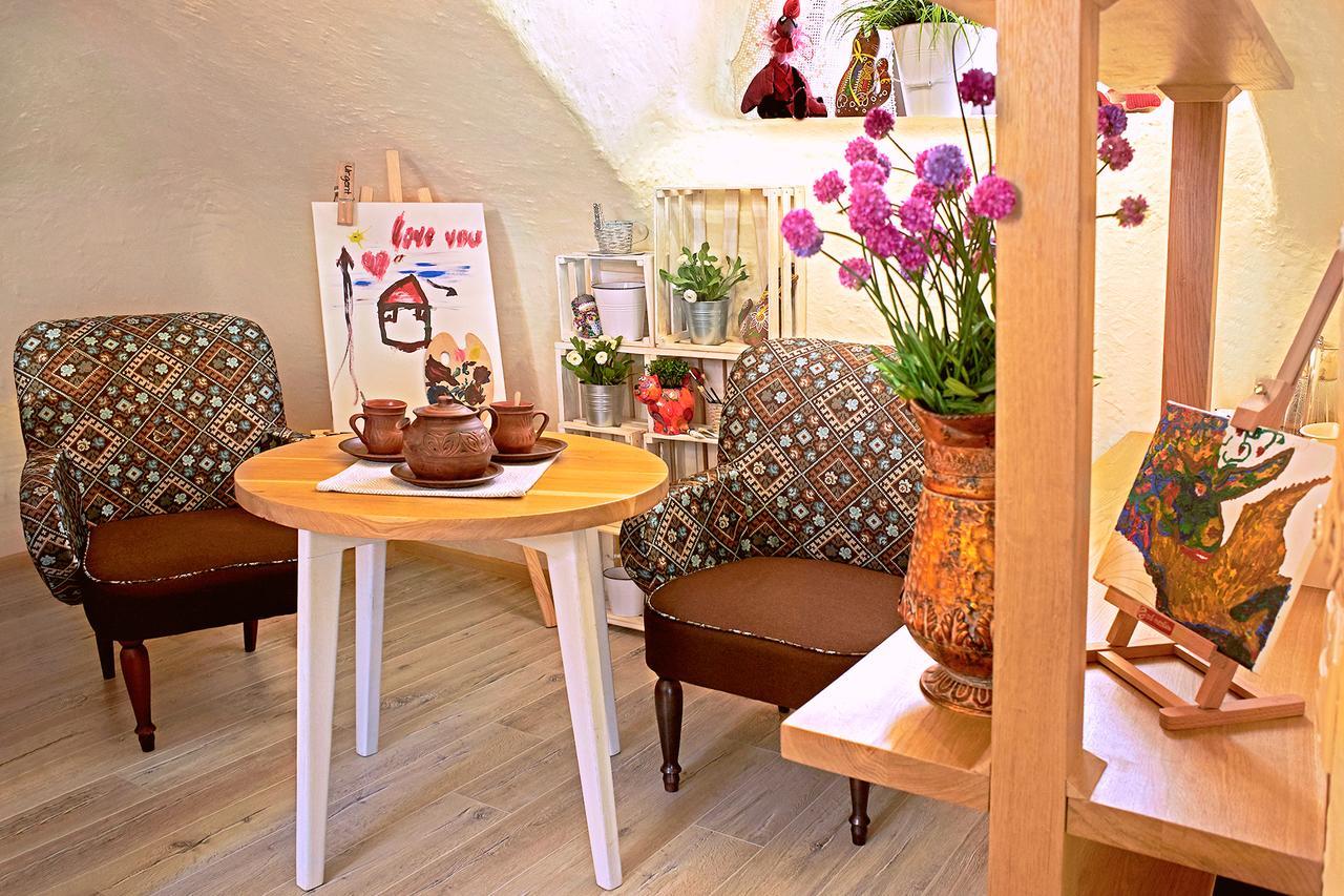 Manna Boutique Hotel (Adults Only) Kyiv Exterior photo